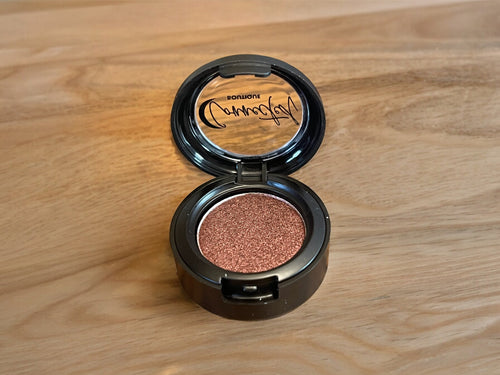 Admiration - Brown Shimmer single eyeshadow